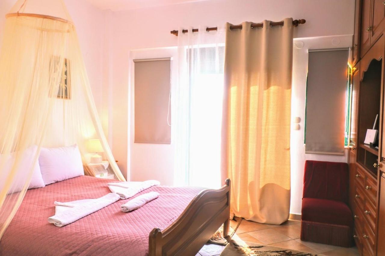 La Casa Di Silvia Villa Apolakkia Exteriör bild